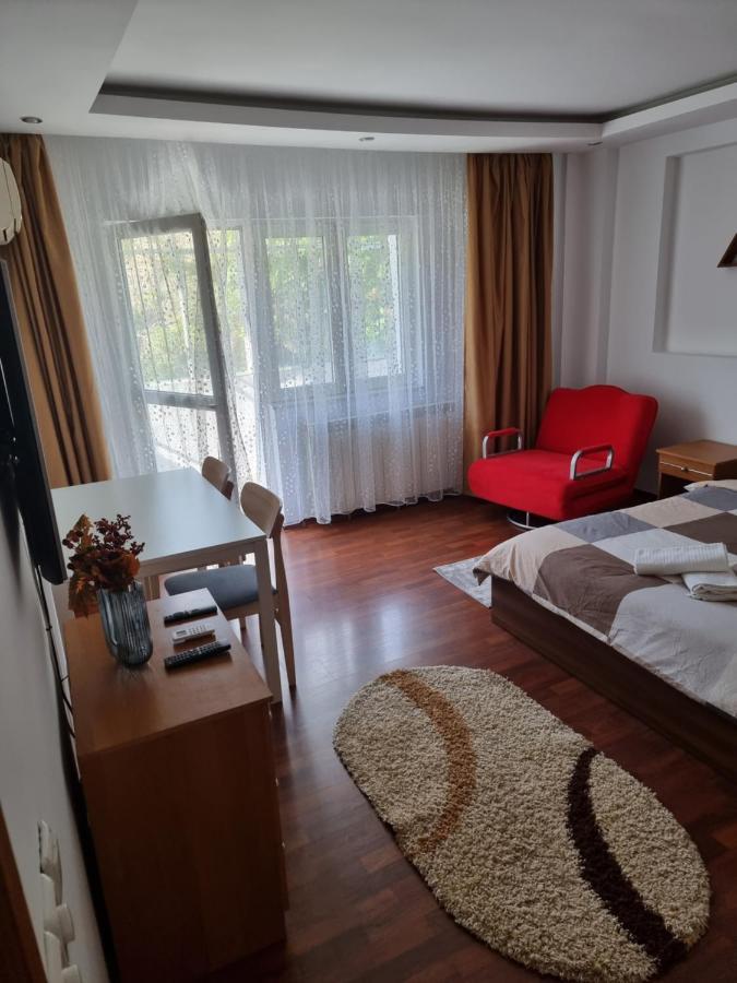 Charming And Intimate Getaway In Bucharest - Near Unirii Square Leilighet Eksteriør bilde