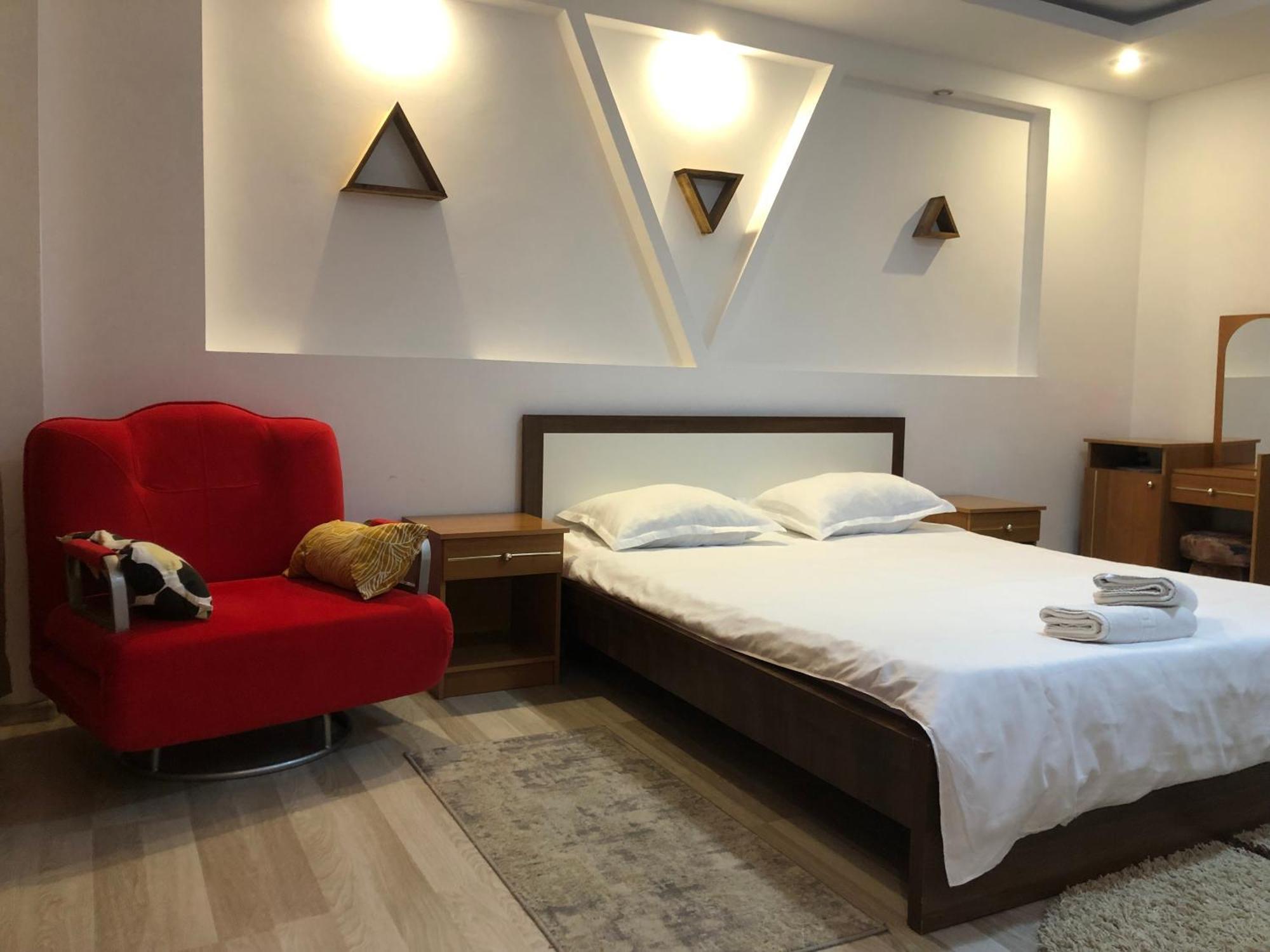 Charming And Intimate Getaway In Bucharest - Near Unirii Square Leilighet Eksteriør bilde